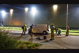 Bestelbus zwaar beschadigd na brand in Beverwijk