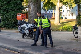Fietser zwaargewond bij ongeval, andere fietser aangehouden politie doet onderzoek in Haarlem