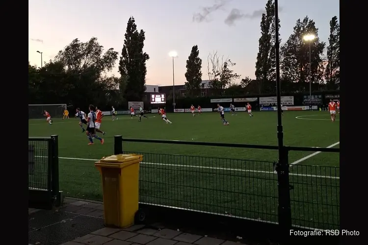 ADO '20 met tien man niet opgewassen tegen RBC in bekertoernooi