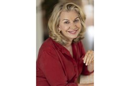 Zondag 2 November interview met Annejet van der Zijl over de zwevende wereld