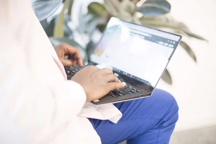 Online behandelingen voor huid en haar