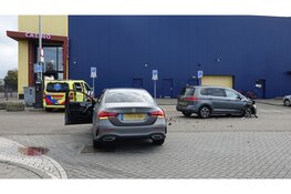 Schade na ongeval door voorrangsfout op kruising in Beverwijk