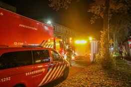 Veel rook bij brand in portiekwoning op Anthony Fokkerlaan in Haarlem