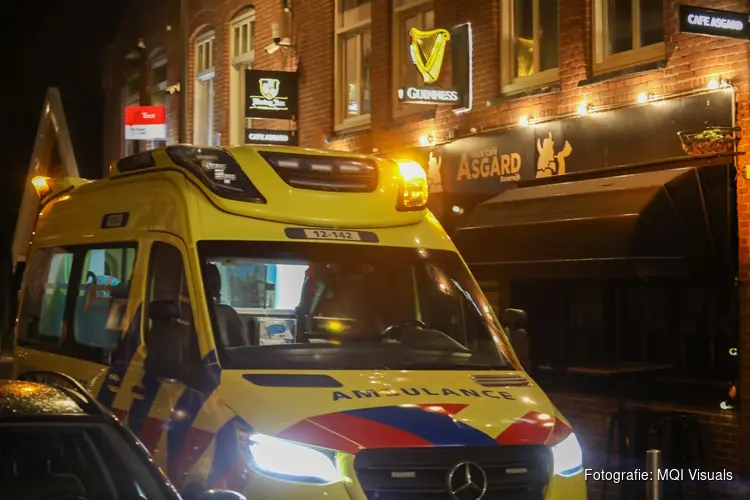Agent gewond na worsteling bij café in Beverwijk