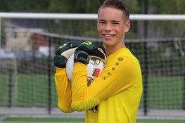 Jur Schipper van R.K.V.V. DEM naar AZ