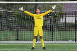 Jur Schipper van R.K.V.V. DEM naar AZ