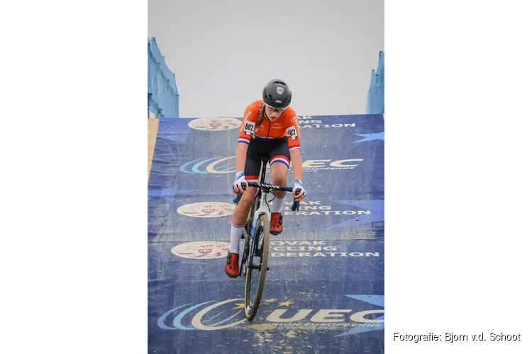 Cheyenne van der Meer kroont zich tot Europees Kampioen in Samorin, Slowakije.