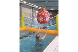 Het Sportfondsenbad Beverwijk organiseert de Kerst Kinder Fun Ochtend!