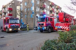 Grote inzet brandweer vanwege 'brand' op dak van appartementencomplex