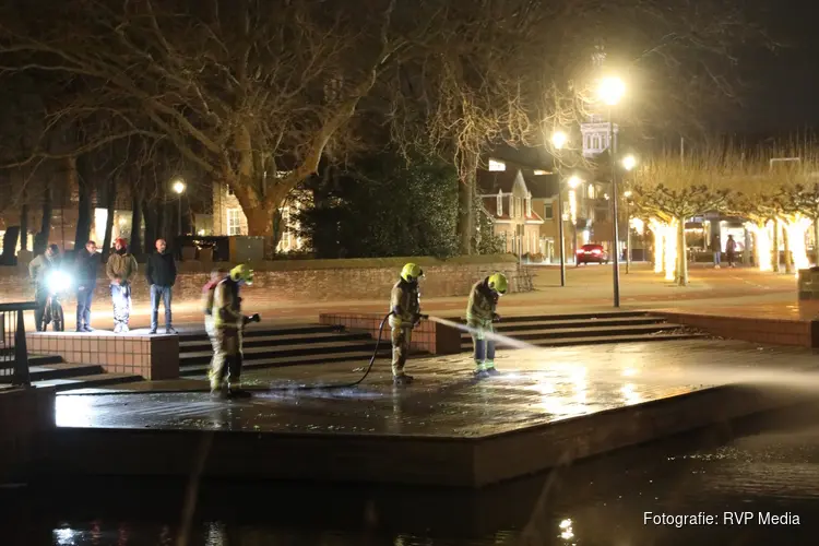 Brand op steiger in Heemskerk