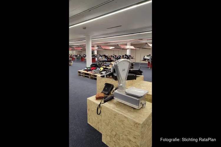 RataPlan KiloStore in Beverwijk: tweedehands kleding voor €5 per kilo