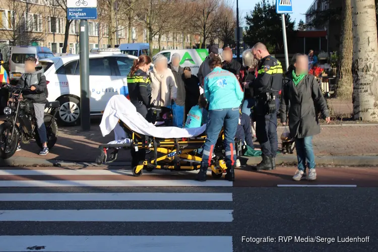 Voetganger gewond na aanrijding met auto