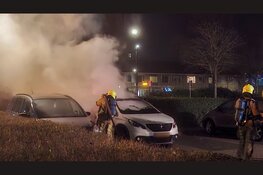 Auto volledig afgebrand op parkeerplaats in Beverwijk