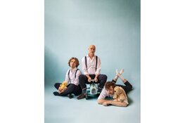 Rob Kamphues met Eindelijk volwassen; Ontwapenende voorstelling vol humor en herkenning