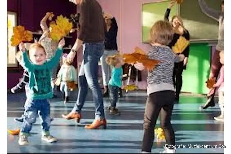 Cursus 'muziek op schoot' in muziekcentrum Soli