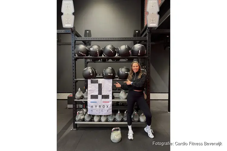 HYROX-trainster Bonny Bastian zet topprestatie neer in Nice