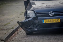 Schade na ongeval op kruising in Heemskerk