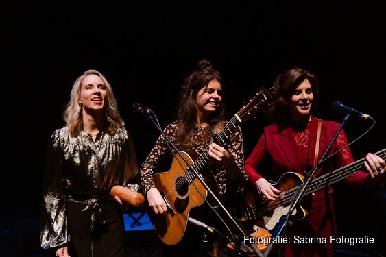 Akoestische hommage aan vrouwelijke grootheden