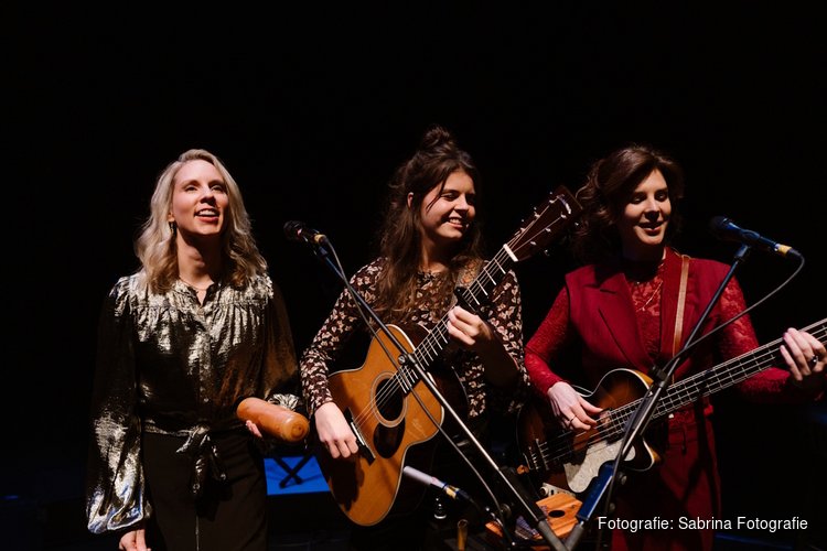 Akoestische hommage aan vrouwelijke grootheden