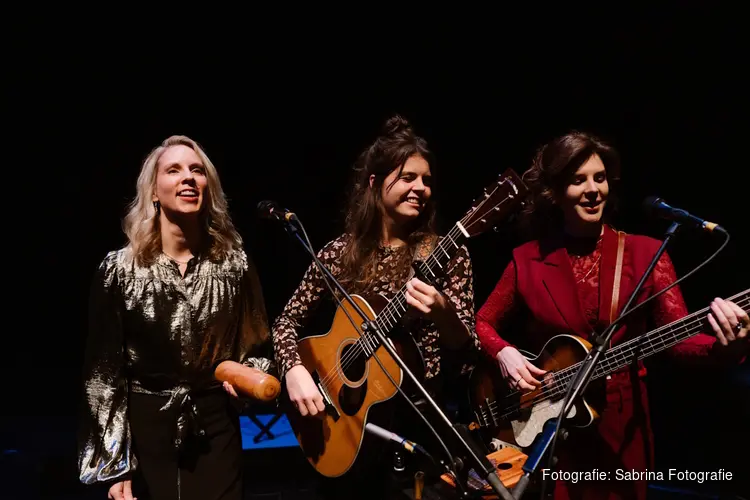 Akoestische hommage aan vrouwelijke grootheden