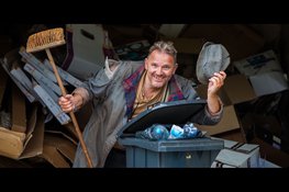 Goochelvoorstelling over afval "Nico en zijn kliko" op Kinderboerderij De Baak