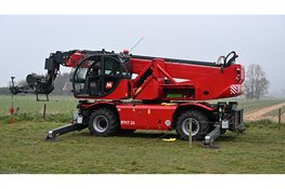 Paard gered uit sloot in Castricum