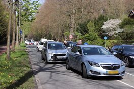 Deur uit auto na ongeval tussen twee auto’s in Heemstede