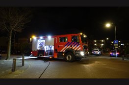 Afval vliegt in brand en slaat over naar aanbouw van woning in Beverwijk