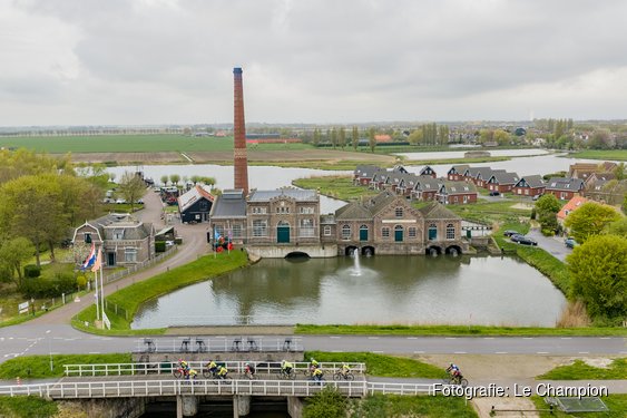 Typisch Hollandse omstandigheden tijdens lenteklassieker Ronde van Noord-Holland