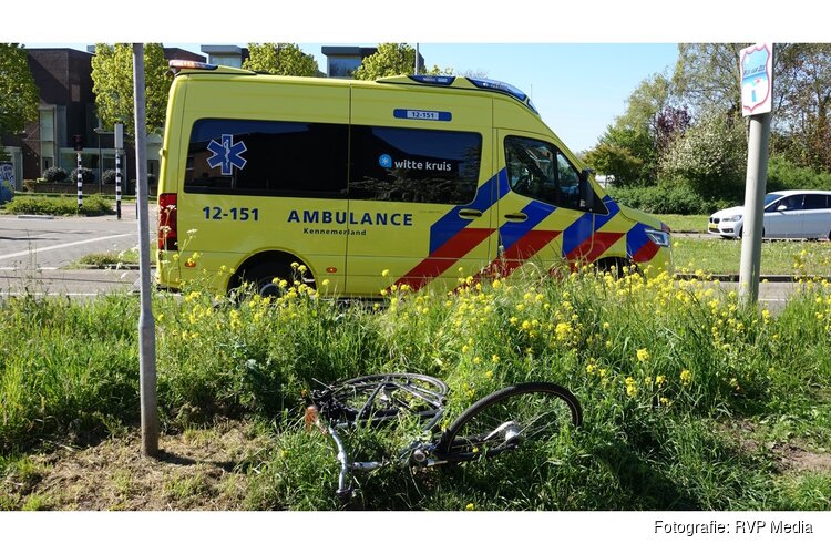 Minderjarige fietser gewond na aanrijding met auto in Beverwijk