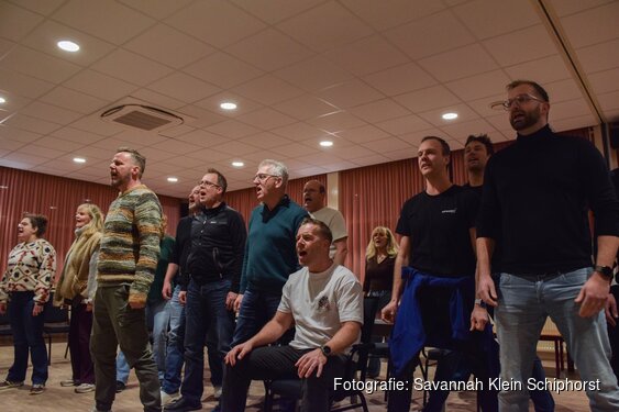 The Cast brengt hitmusical ‘Come From Away’