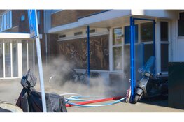 Veel rook bij brand in berging in Beverwijk, één persoon aangehouden door politie