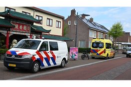 Jonge fatbiker onderuit in bocht bij spoor in Castricum