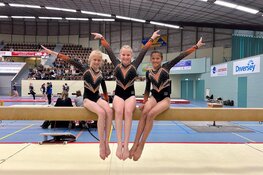 Veel podiumplekken voor turnsters van TOSS tijdens de toestelkampioen schappen