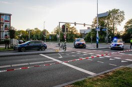Fietser zwaar gewond na aanrijding met auto in Beverwijk
