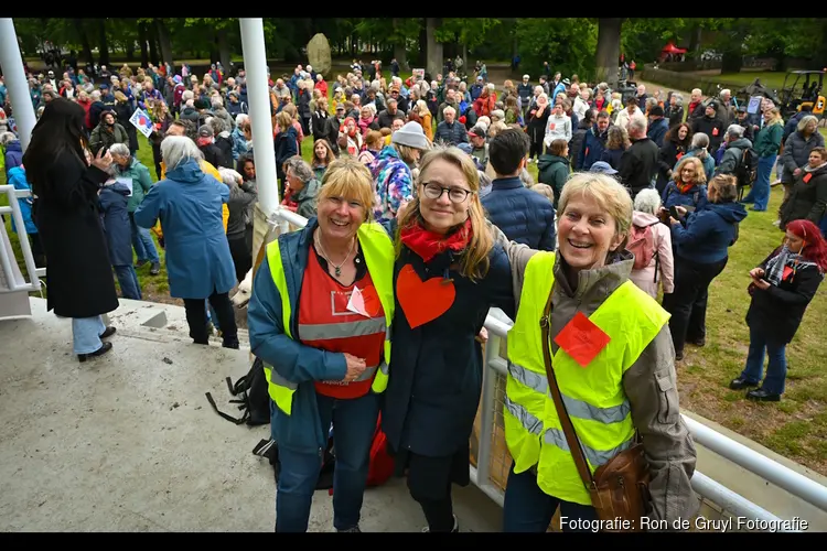 ‘Hart onder de riem’ betoging in Haarlem