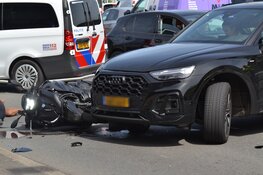 Motorrijder gewond na aanrijding met auto in Beverwijk