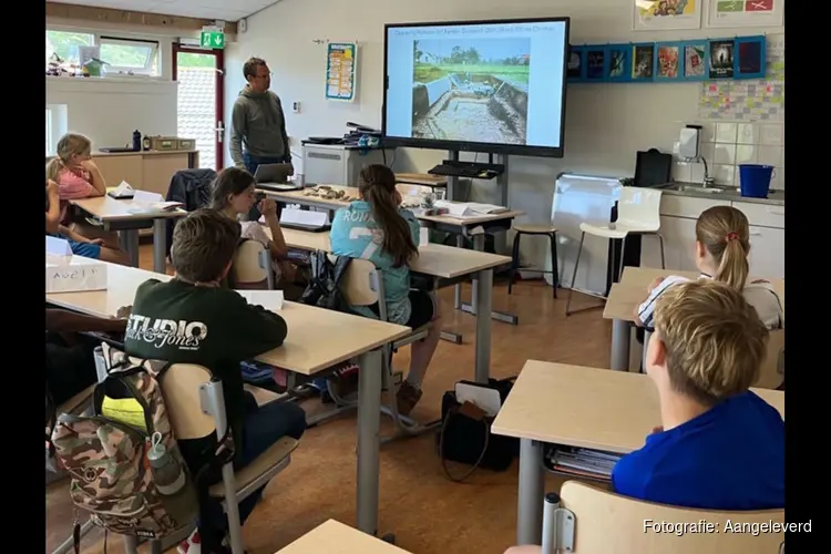Groep 8 van Kindcentrum Helmgras ervaart een week lang het voortgezet onderwijs