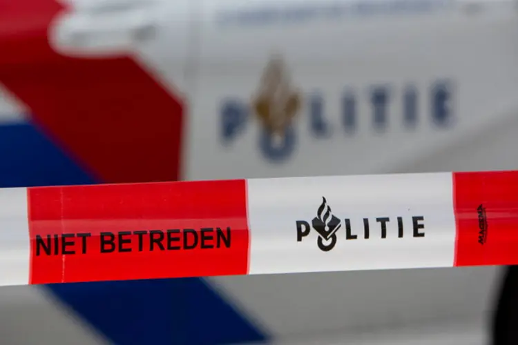 Burgemeester Wienen sluit bedrijfspand na illegaal gokken en vondst drugs