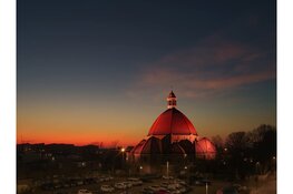 De serie Zomerconcerten Carillon in de tuin van de Agathakerk start 15 juni 2026