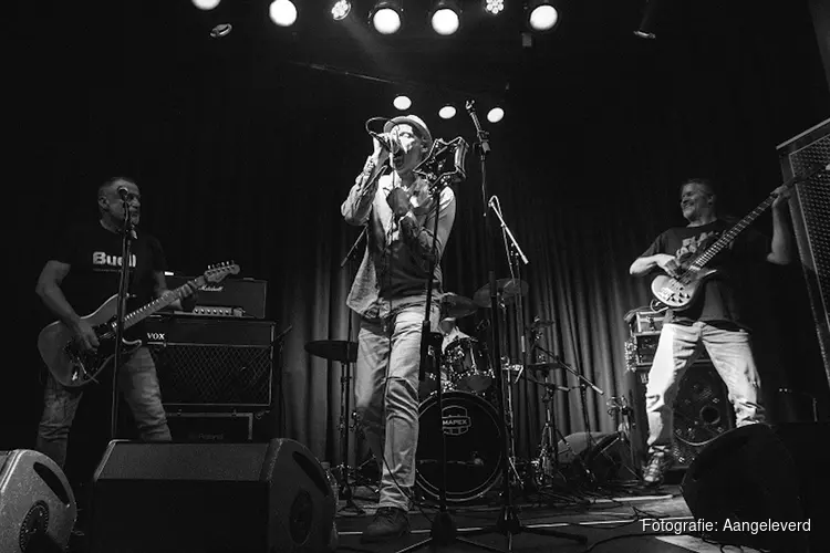 Zondag 28 juni in Café Camille: Vuige rock van AmpSalad