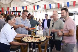 Volop Noordzeevis op OV IJmond Haringparty