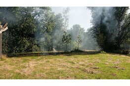 Tiental meters gras in brand in Heemskerk