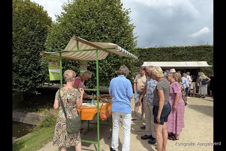 Groente- en Kruidendag met minimarkt, straattheater, rondleiding en lezingen