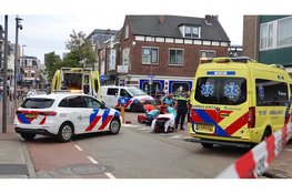 Fietsster ernstig gewond bij aanrijding met auto in Beverwijk