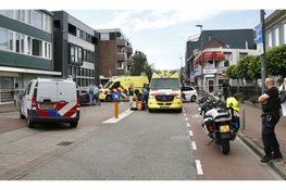 Fietsster ernstig gewond bij aanrijding met auto in Beverwijk