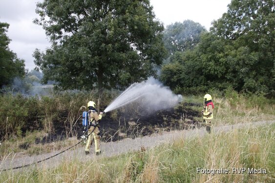 Brandweer rukt uit voor brand in park in Heemskerk