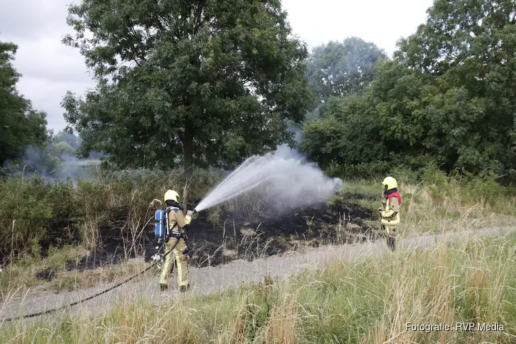 Brandweer rukt uit voor brand in park in Heemskerk