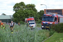 Wielrenner gewond na val in water Uitgeest