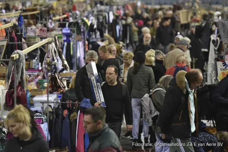 Super Snuffelmarkt in Haarlem op zondag 4 oktober